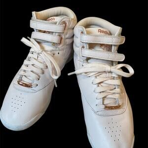 Reebok Freestyle Hi Muted 'Pale Pink' Sz 7 CN1495